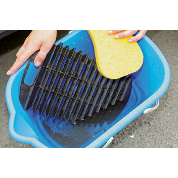 LASER Bucket with Dirt Trap