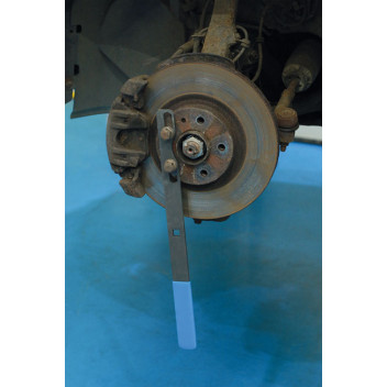 LASER Wheel Hub Holding Tool