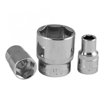1/2 HEX SHORT SOCKET 18MM  - CHROMED."