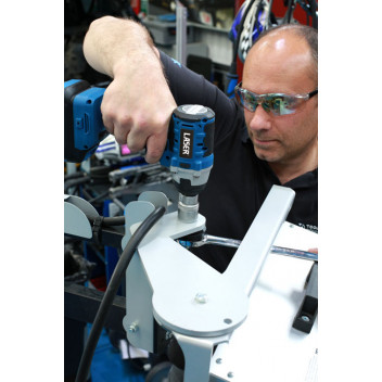 LASER Cordless Impact Wrench 1/2D 20V w/o Battery"