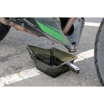 LASER Drain Pan with Level Scale 2L