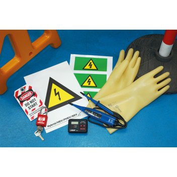 LASER Roadside Safety/Recovery Kit