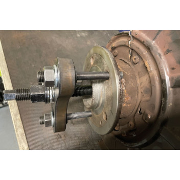 LASER Rear Wheel Bearing Service Kit – for Mercedes-Benz Via