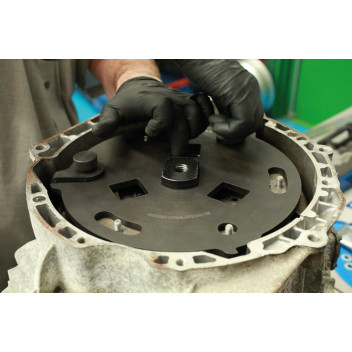 LASER Dual Clutch Removal And Fitting Kit for Ford