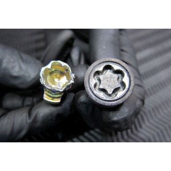 LASER Locking wheel nut remover