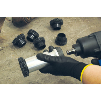 LASER HGV Stud & Hub Cleaning Kit 7pc