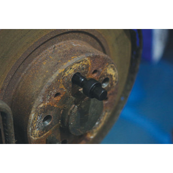 LASER Wheel Internal Thread Kit