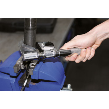 LASER Universal Outside Thread Chaser