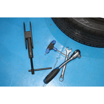 LASER Brake Caliper Spreader, Hydraulic