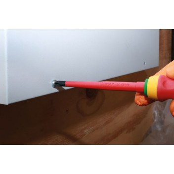 LASER Phillips Insulated Screwdriver Ph2 x 100mm