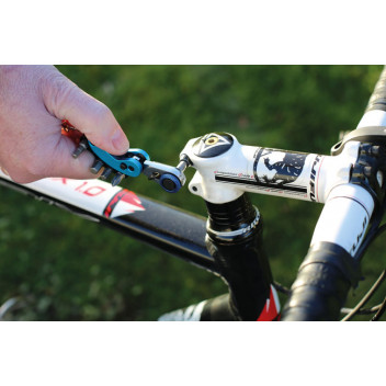 LASER LTR Mini Ratchet Wrench Bit Set
