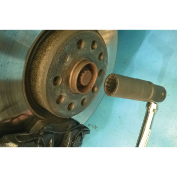 LASER BI HEX SOCKET 24MM 3/4