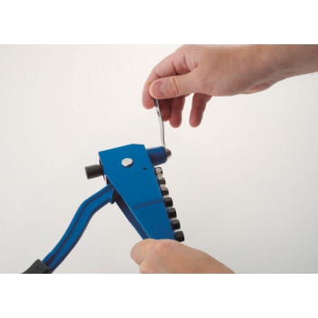 LASER Rivet and Nut Riveter