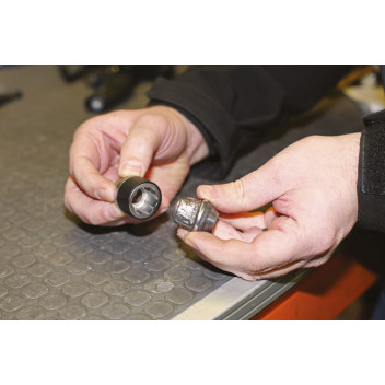 LASER Damaged Wheel Nut Extractor 17mm