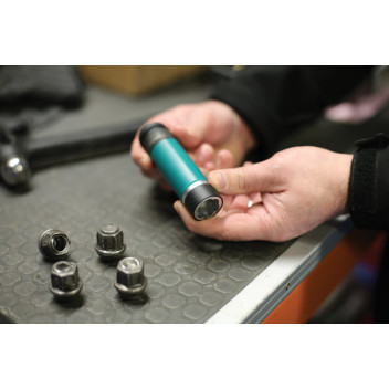 LASER Wheel Nut & Bolt Extractor Socket Set 7pc