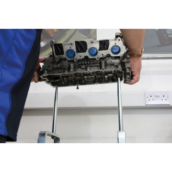 LASER Cylinder Head Stand Set