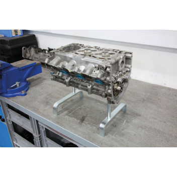 LASER Cylinder Head Stand Set