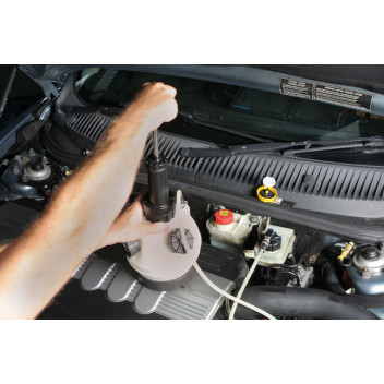 LASER Manual Brake Bleeder 2.0 litre