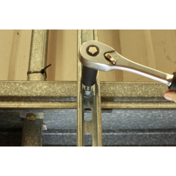 LASER Deep Strut Channel Socket 17mm